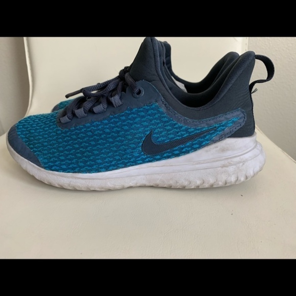 Nike rival shoes
